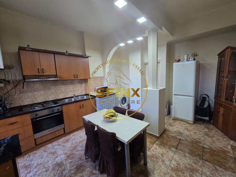 Victoriei, 4 camere, 111 mp, centrala proprie, etaj 2/7